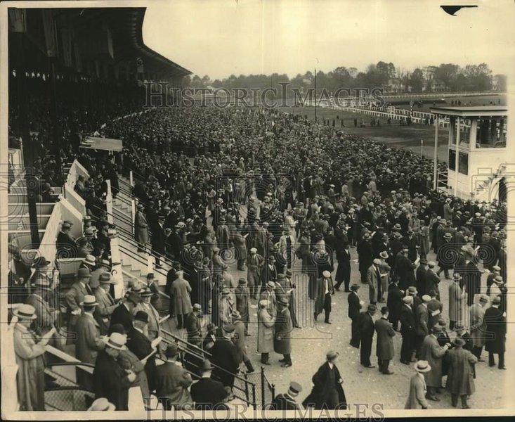 Historic image of attendees at Pimlico Race Course