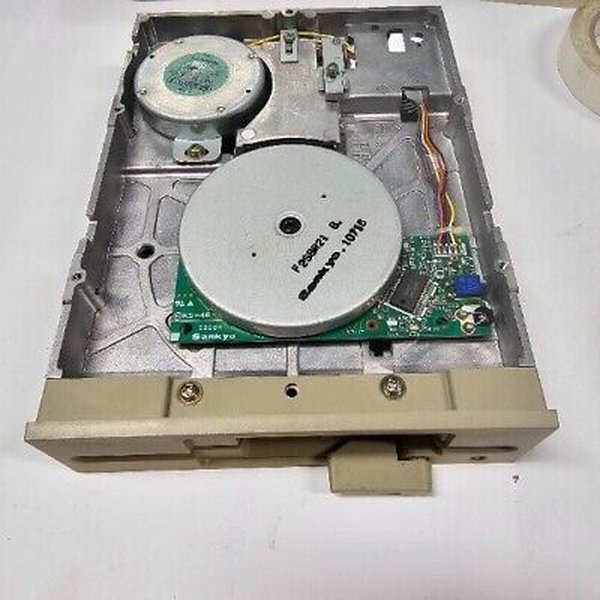 5-25-floppy-reader-sources-szq37jqj