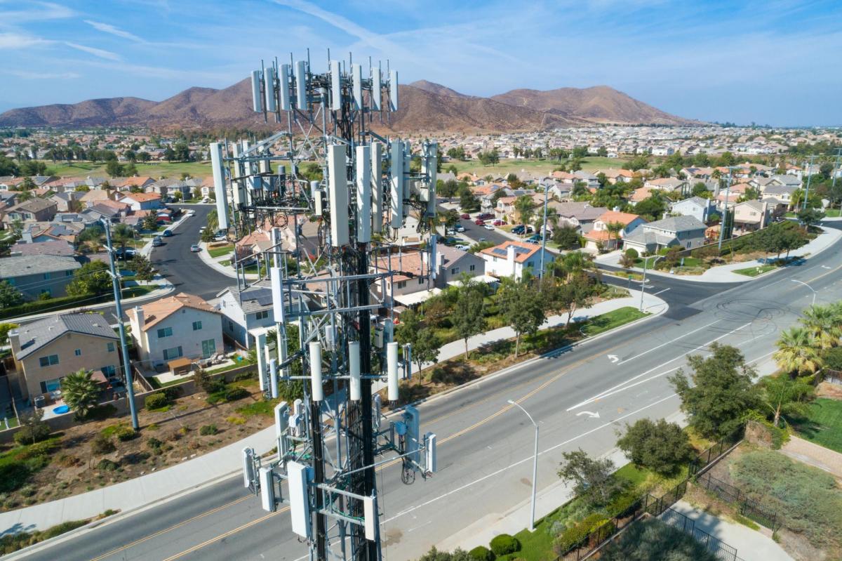 5g cell towers and urban technology landscape