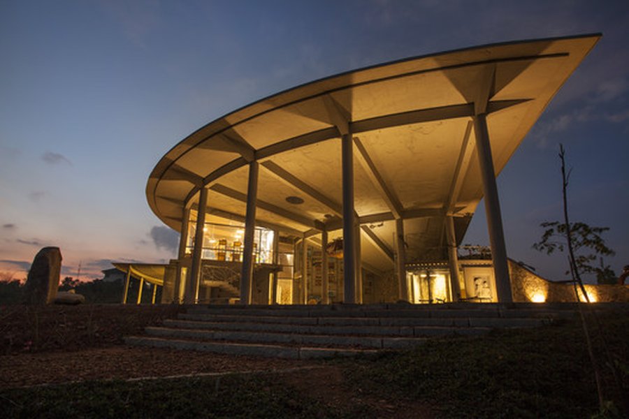 Interior view of the Art School section overlooking the valley