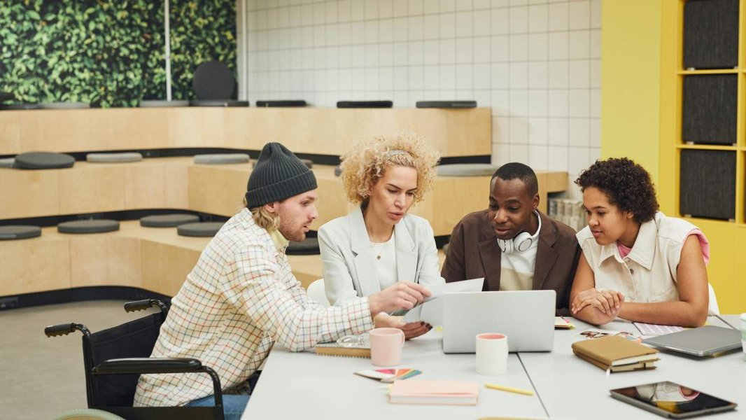 Modern tech office design focusing on collaboration and innovation