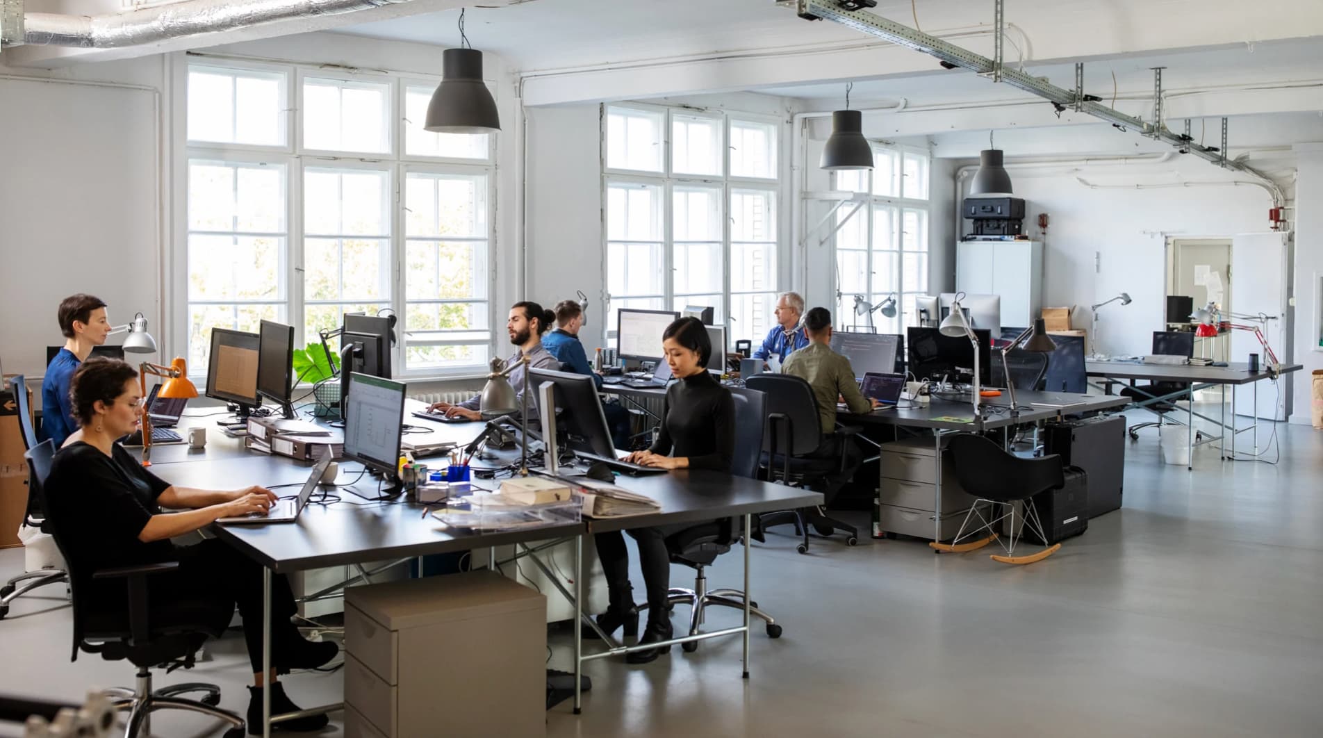 landscape office innovative teamwork