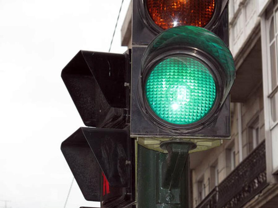 bucuresti traffic light