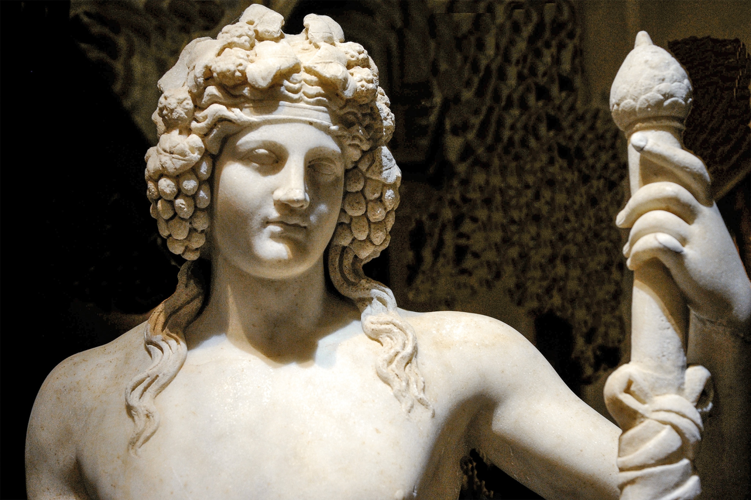 ancient greek sculptures wine and love