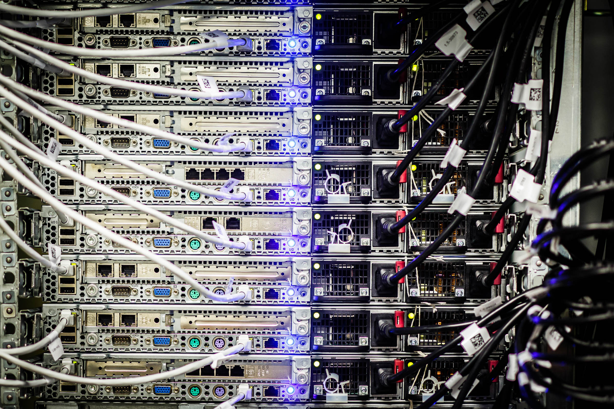 servers data center