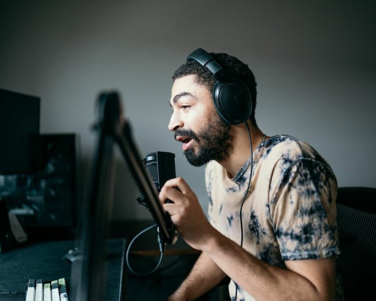 apprendre-chanter-juste-guide-ay19tv3d