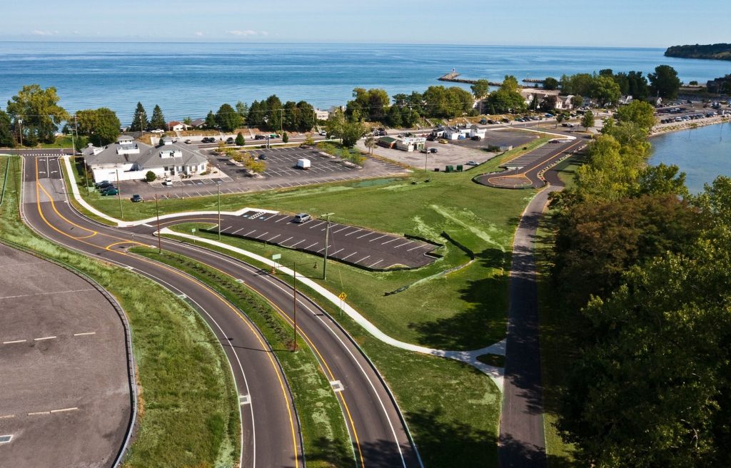 urban road with porous asphalt design
