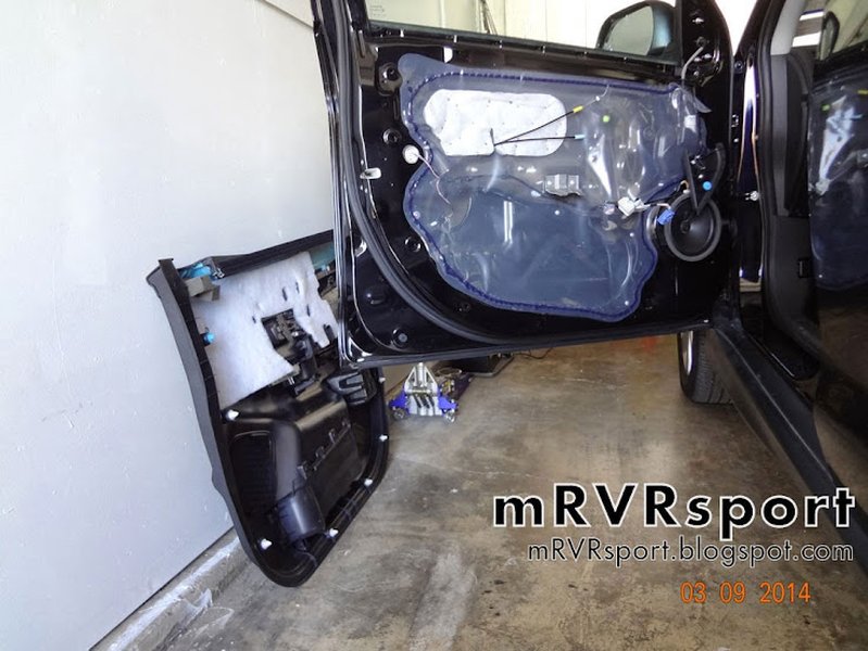 2015 mitsubishi asx door removal