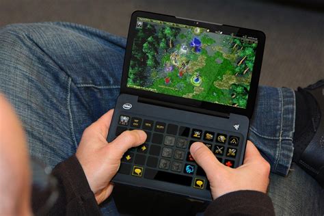 handheld gaming pc