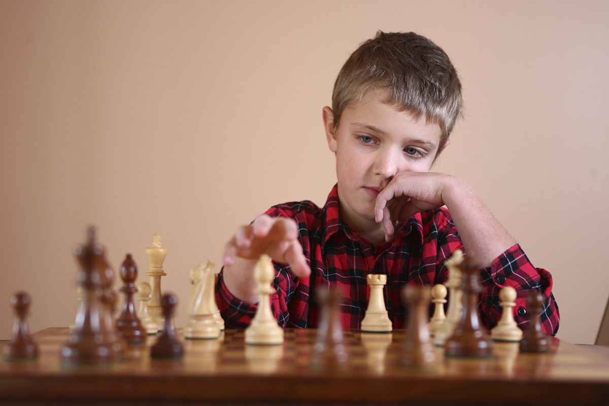 chess players in action