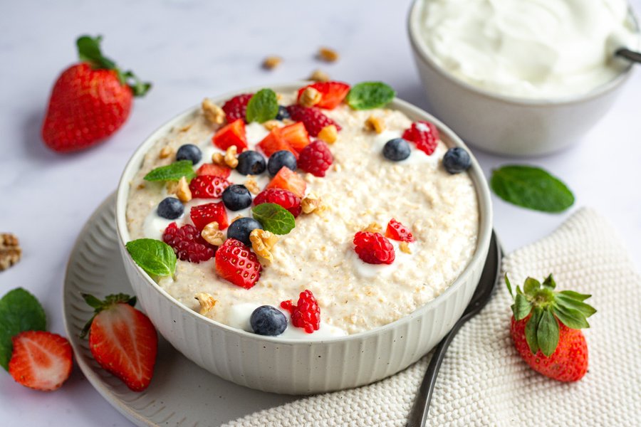 beste-zeit-joghurt-essen-cg5ea6pp