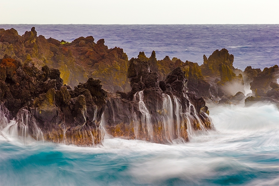 ocean waves rocky shoreline