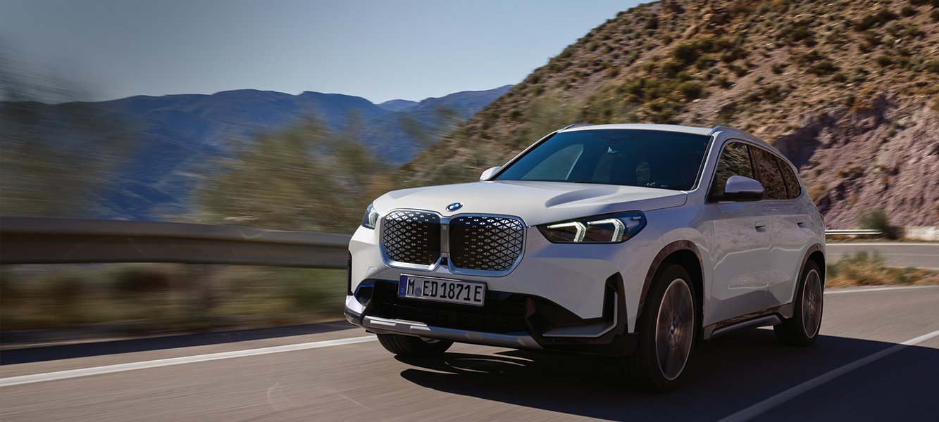 bmw-ix1-edrive20-real-performance-bar5mepd