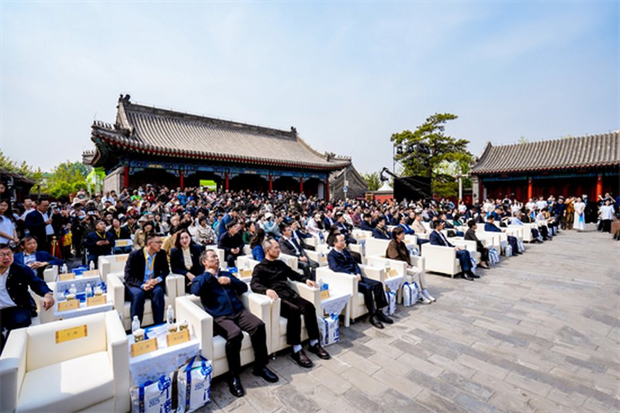 校园活动场景