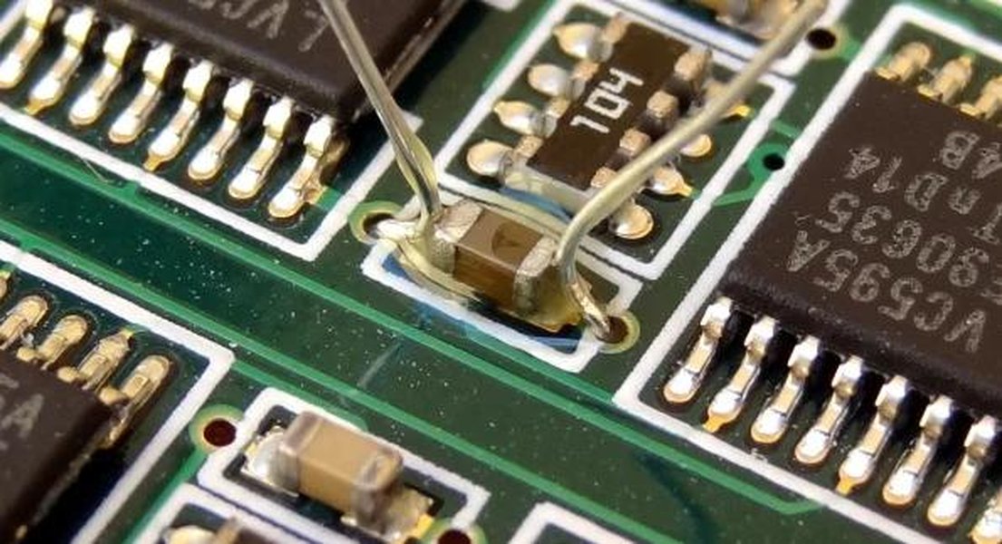 capacitors circuit board