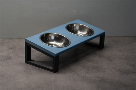 elegant cat bowl holder