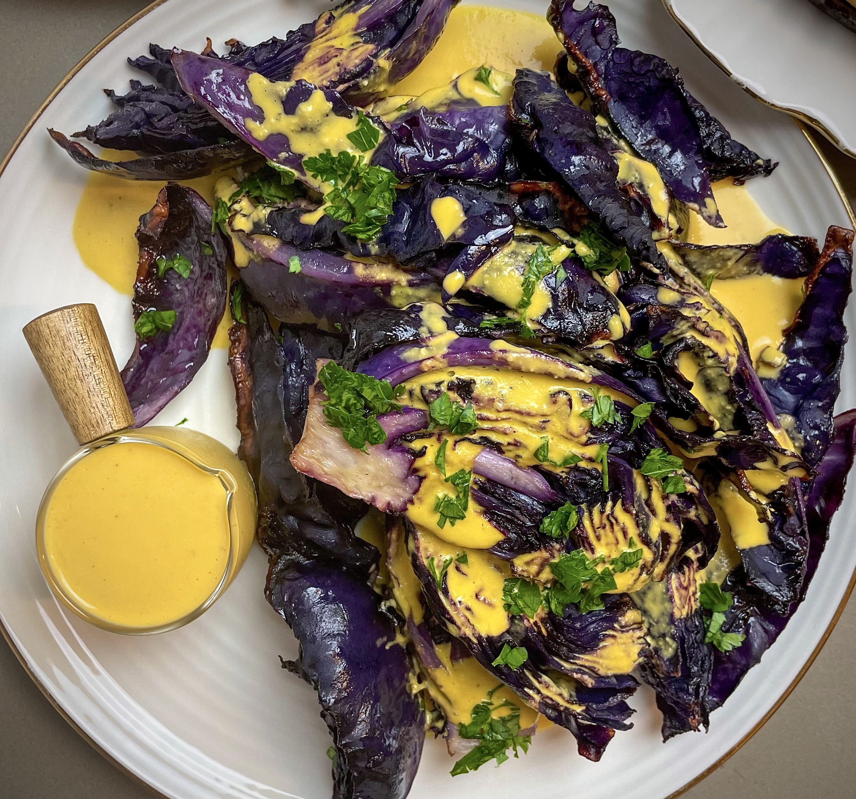 cabbage juice container dish
