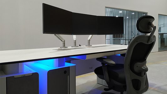 financial market control room
