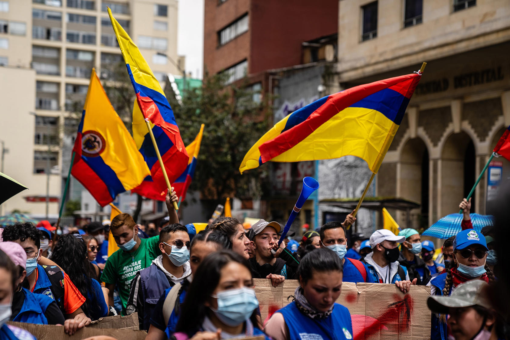 urban protests colombia march