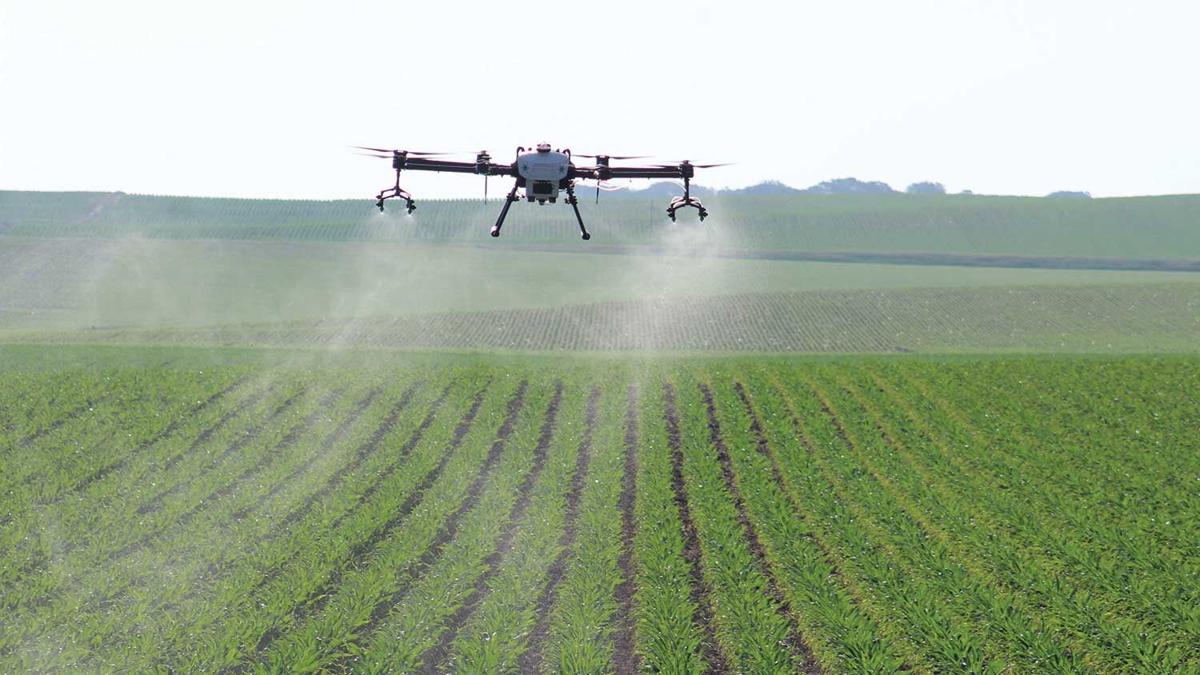 fungicide spraying agriculture field