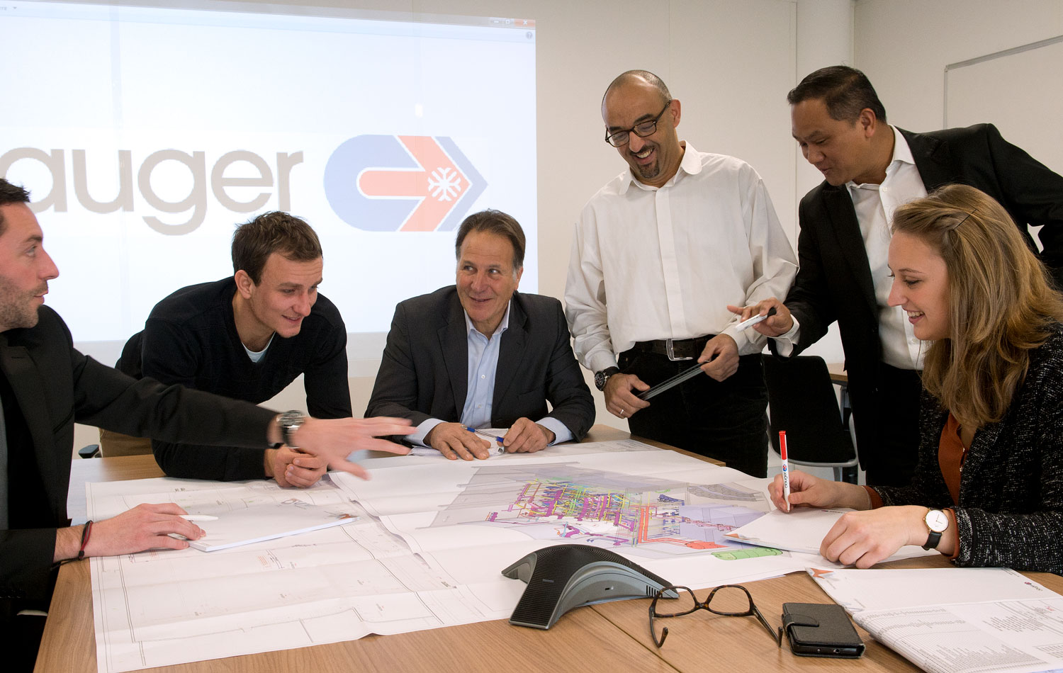 Algerian market, commercial documents, business meeting