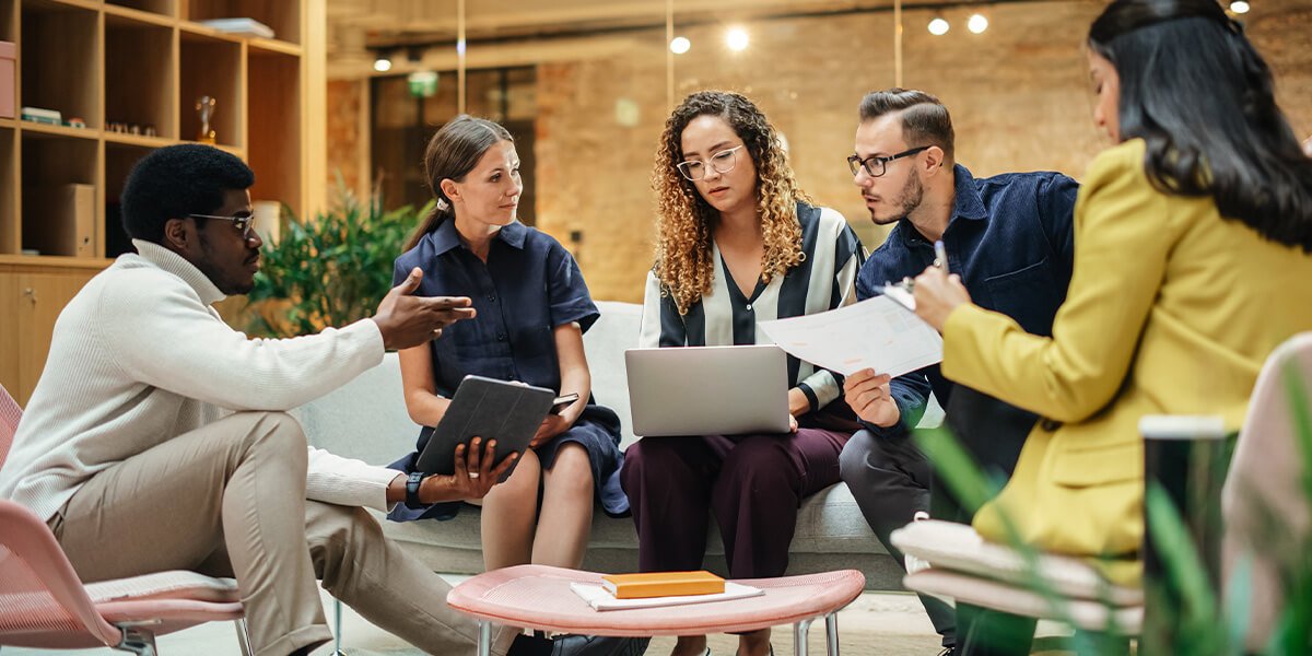 teamwork office meeting