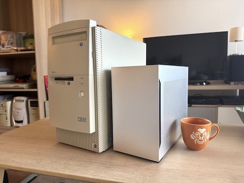 compact-home-server-build-toronto-ogn7xt24