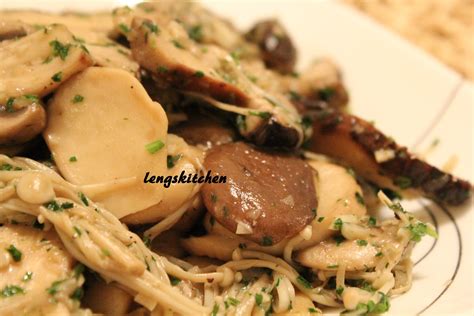 Kitchen Chaos: Sautéed Assorted Mushrooms