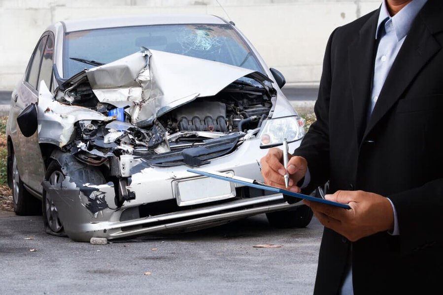 Visualizing the aftermath of a car accident, typically covered by collision insurance.