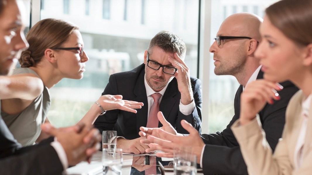 conflict-management-styles-approaches-efi0j2ga