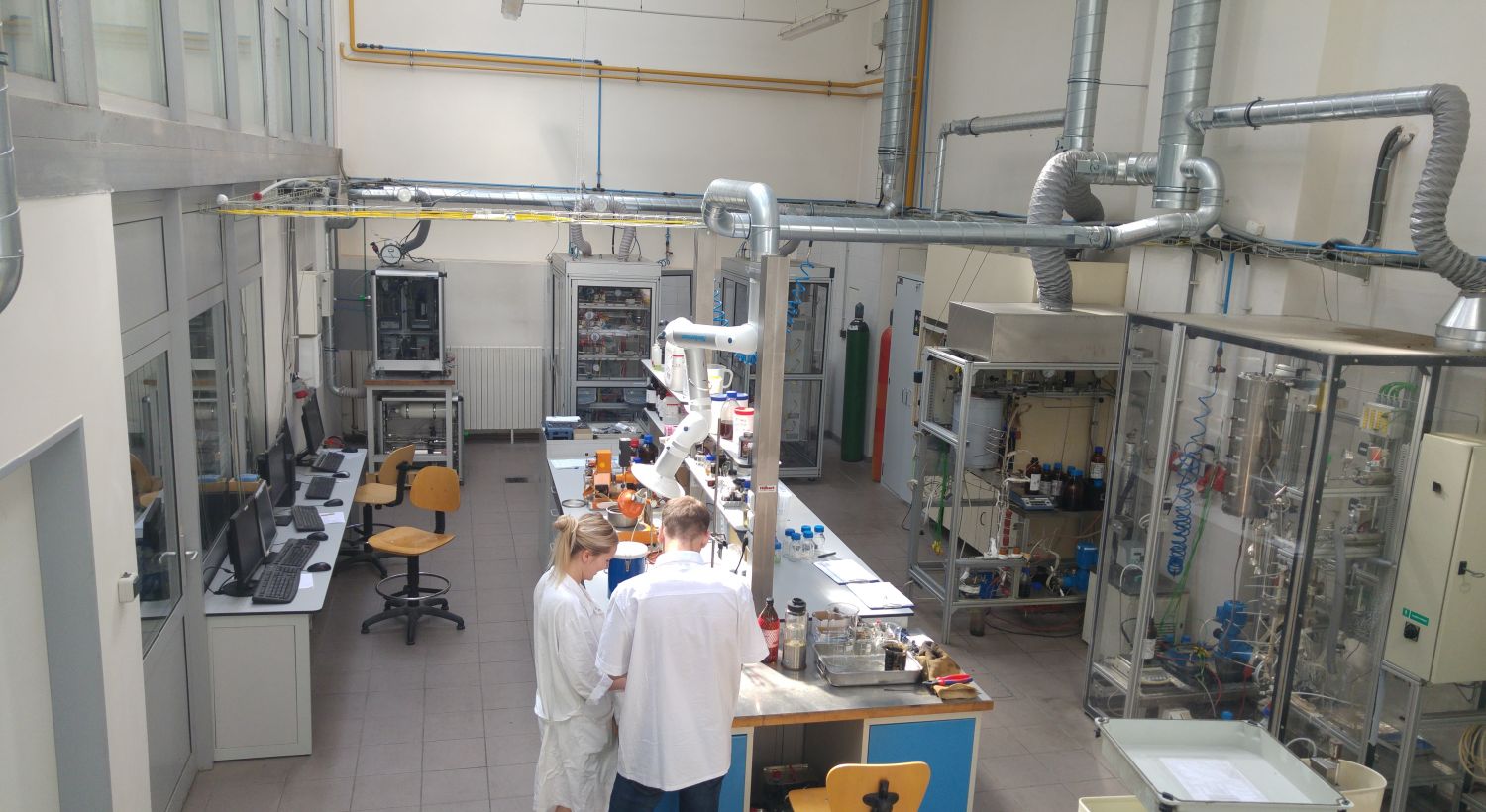 industrial catalyst reactors and laboratory catalyst equipment