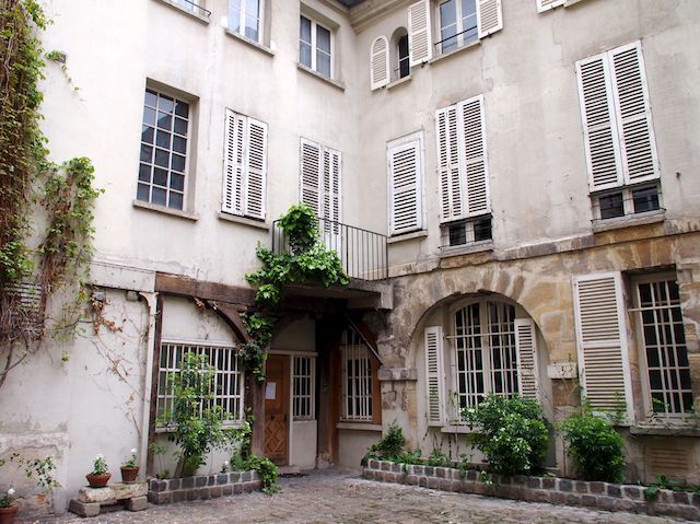 french building exterior courtyard