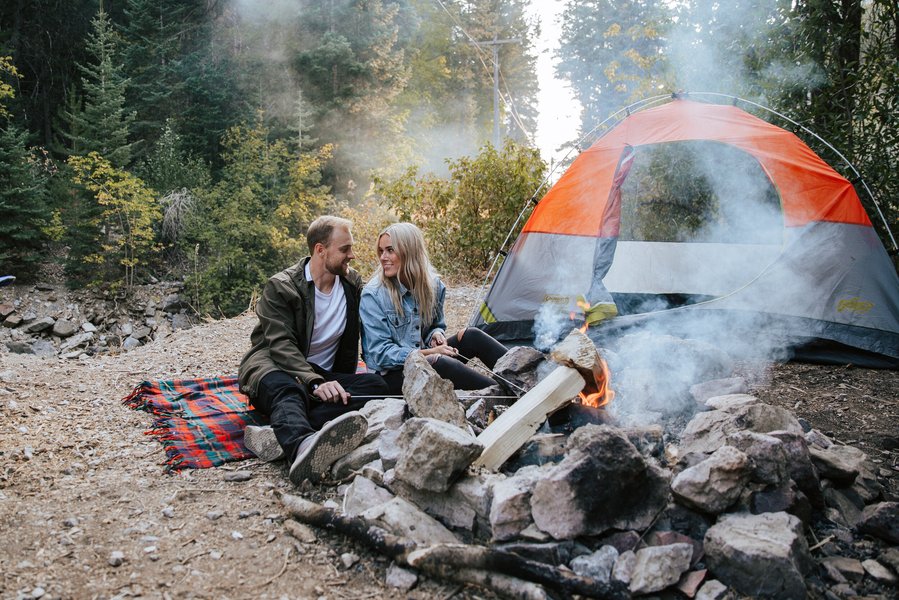 couples-wilderness-adventure-vacations-em771q4s
