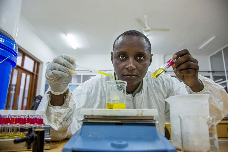 water filtration nanomaterials laboratory