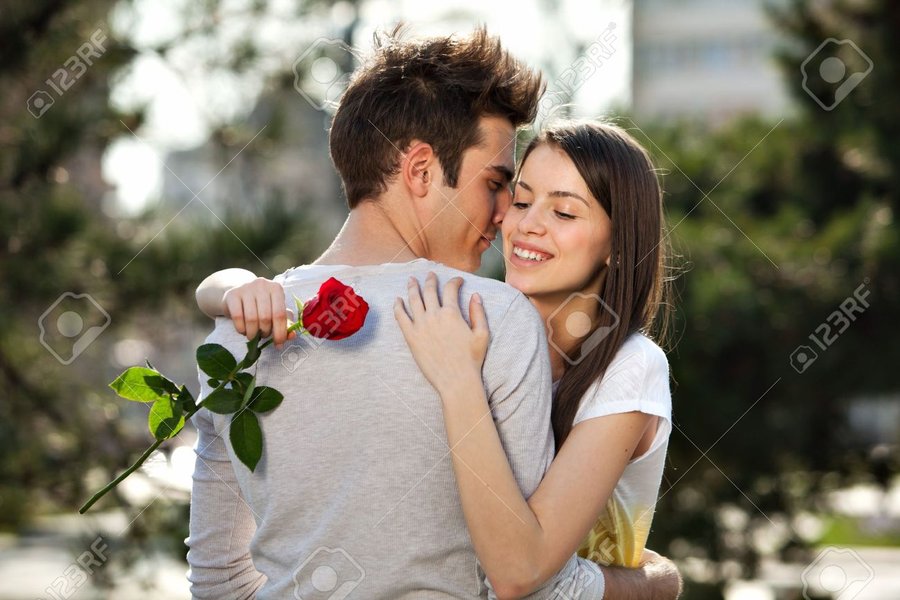 create-girlfriend-love-video-38e9yjkp