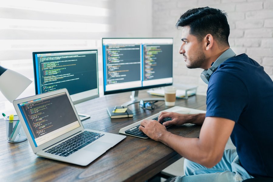 current-free-ai-coding-assistants-52xn2hz4