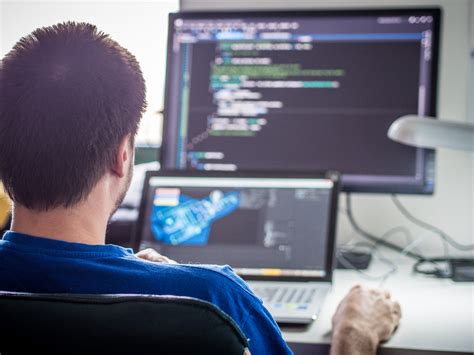 8 Ways You Can Make A Difference Using Your Online Skills - PiNg SaMa DiA