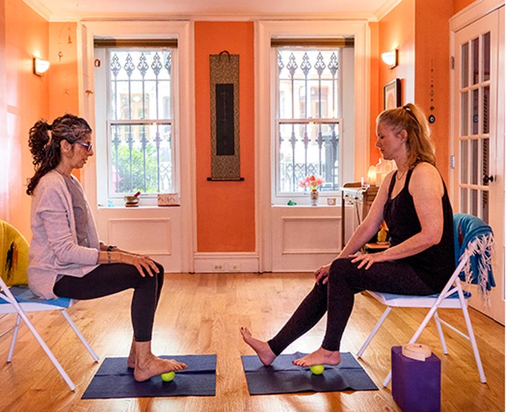 Séance de thérapie par le yoga en ligne