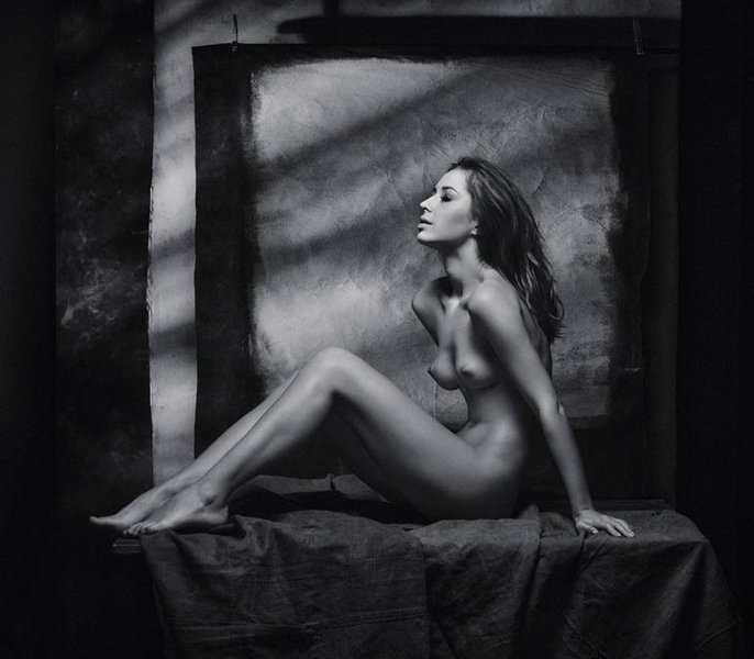 draw-nude-female-large-breasts-jbrxokiq
