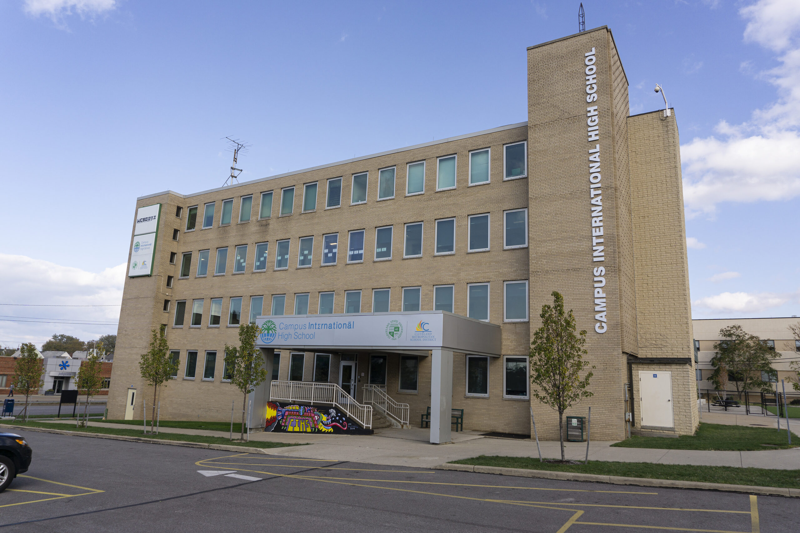 international high school campus