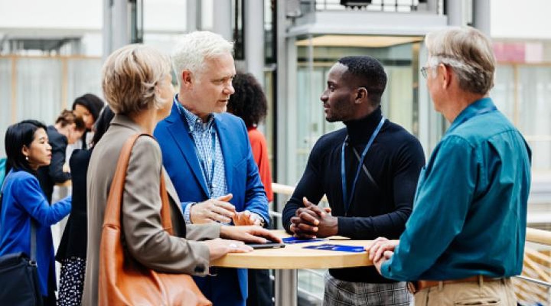 effective-networking-strategies-2dmtuot8