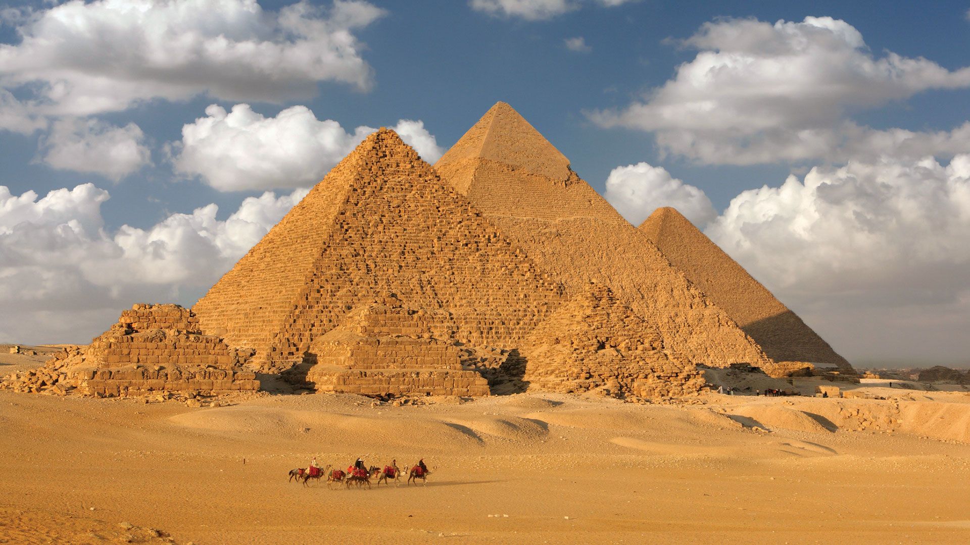 ancient egypt pyramids desert structures