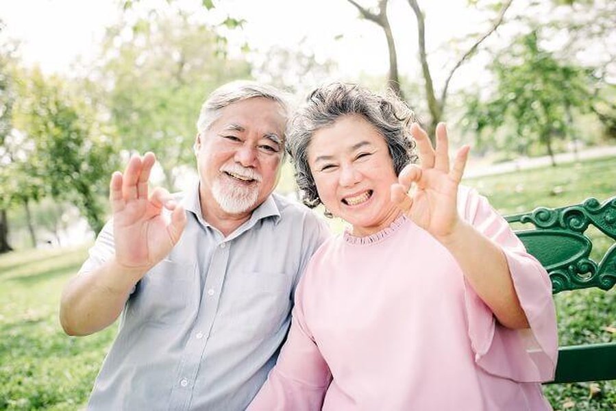 elderly-simulation-physical-visual-nursing-0inl7ipv