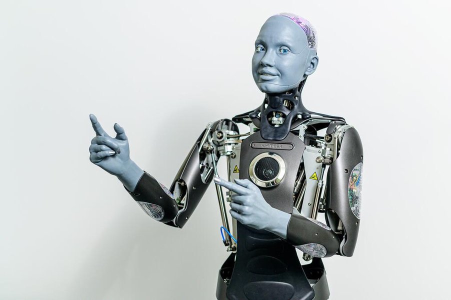 embodied-ai-robot-to-ai-cyborg-evolution-biufkd28
