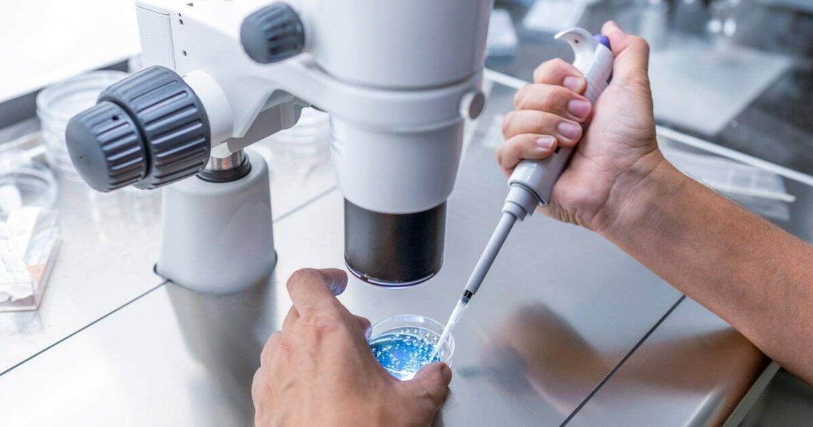 embryologist laboratory instruments