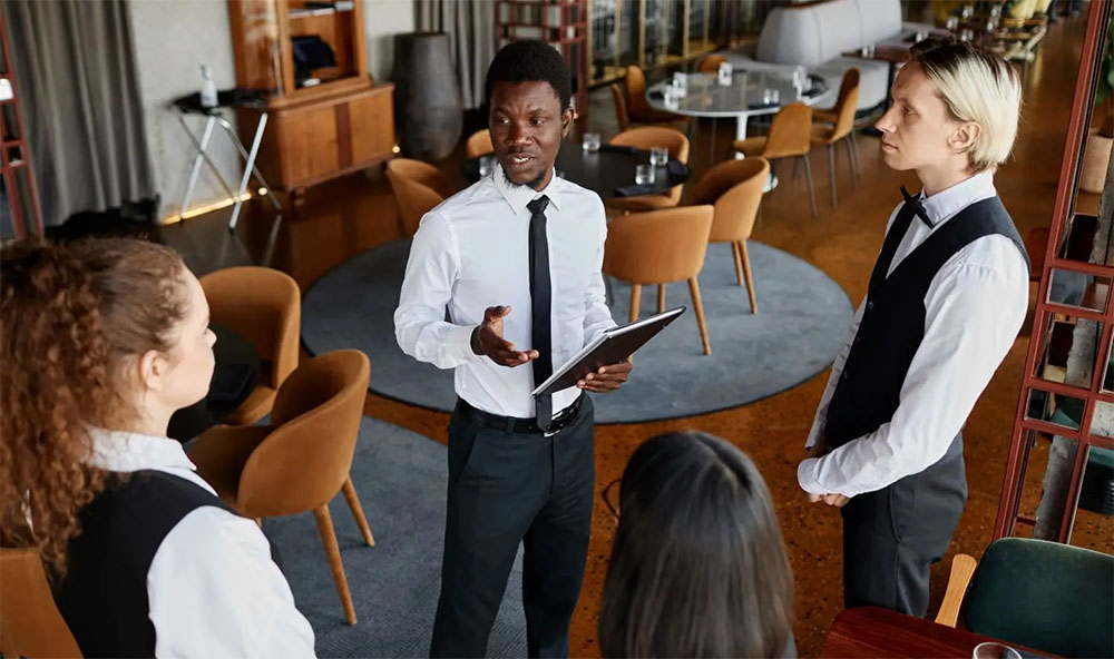 restaurant service training interaction