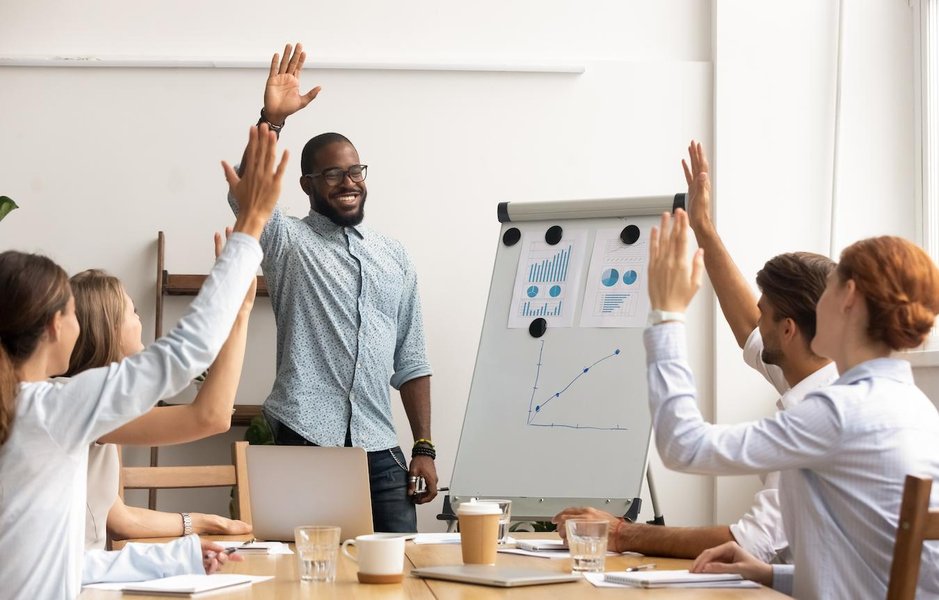 engaging-audiences-storytelling-tips-aovxj2h4