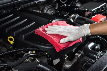car engine cleaning maintenance