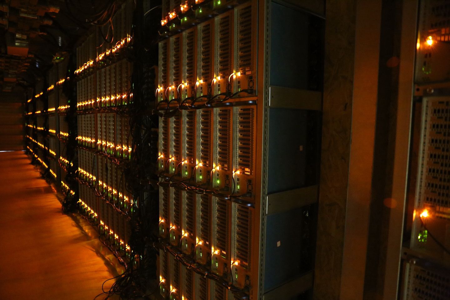 scenic blockchain data center