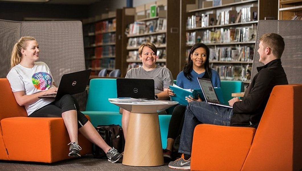 campus building library study
